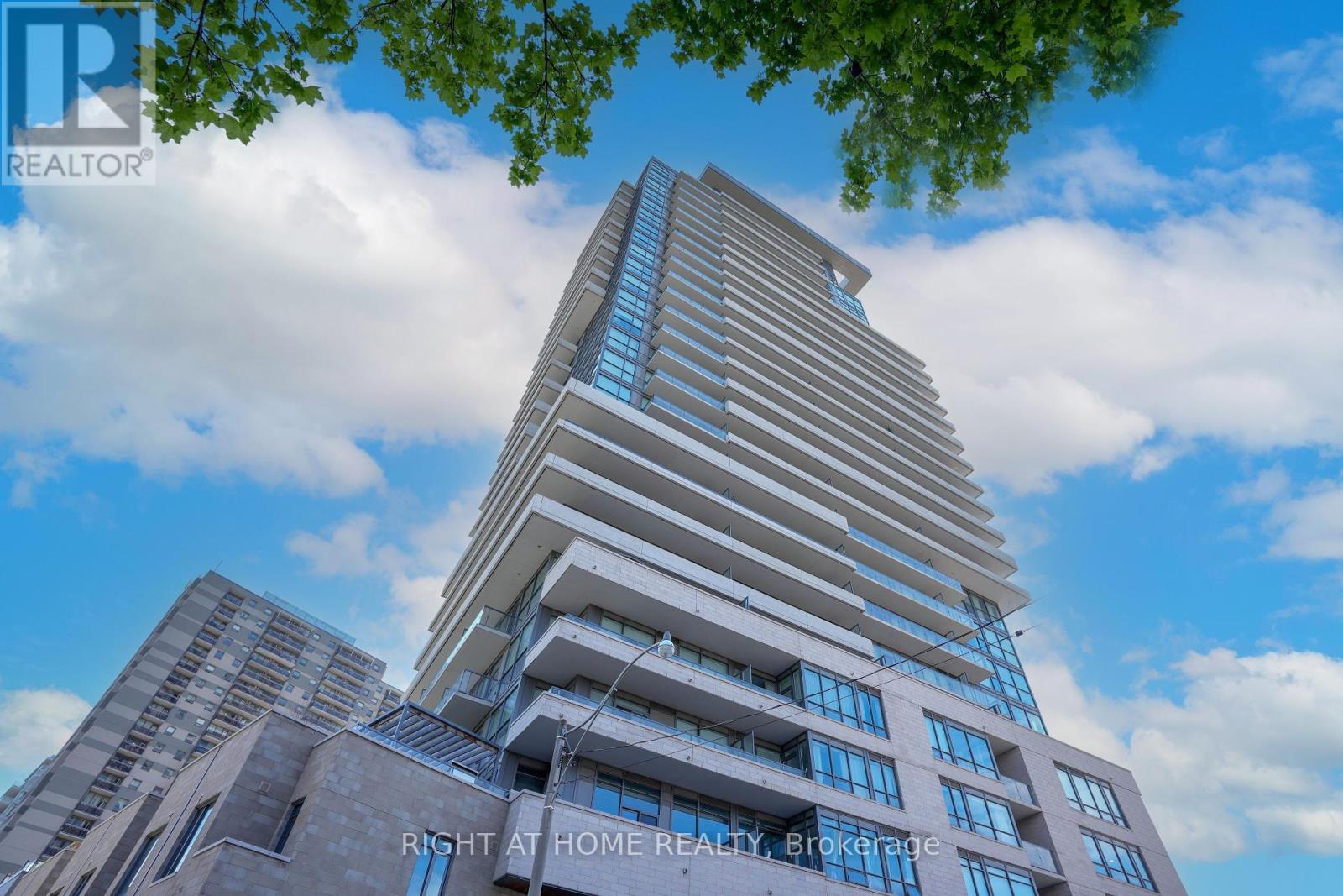 903 - 181 BEDFORD ROAD, Toronto, Ontario
