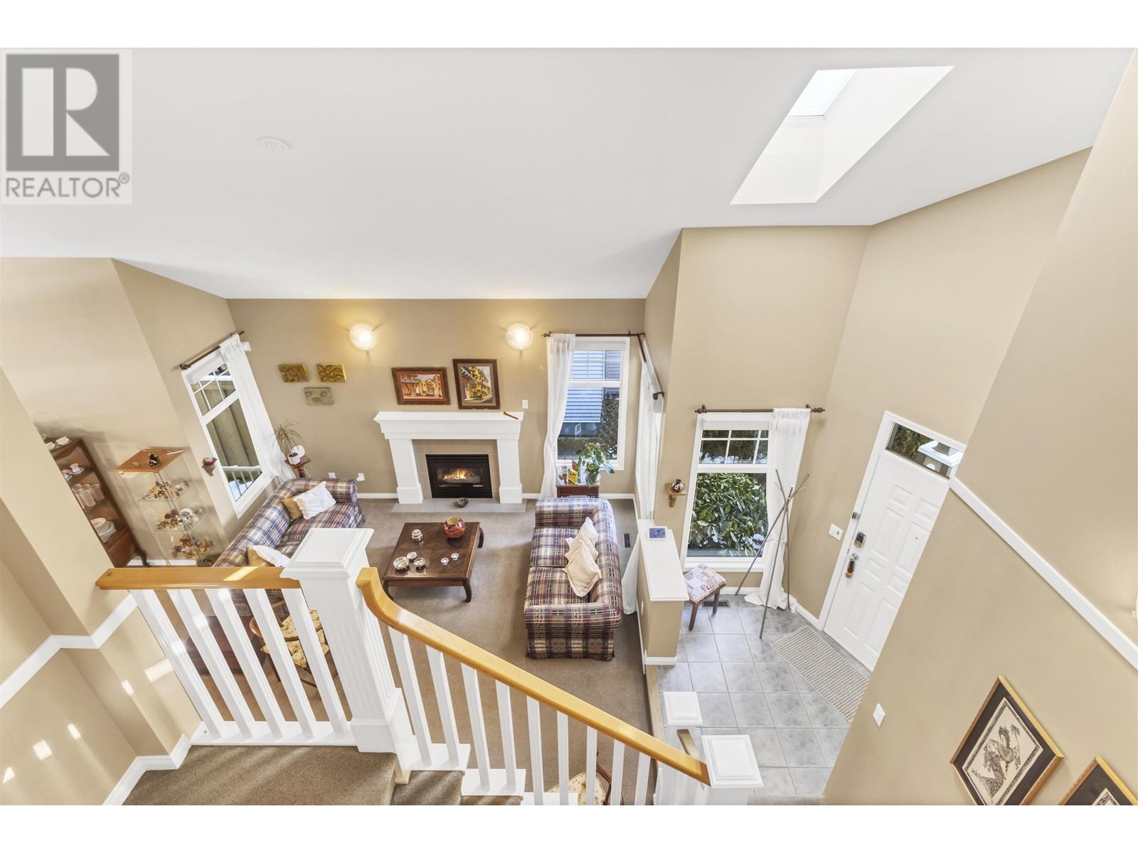 Property at 1705 ARBUTUS PLACE image 3