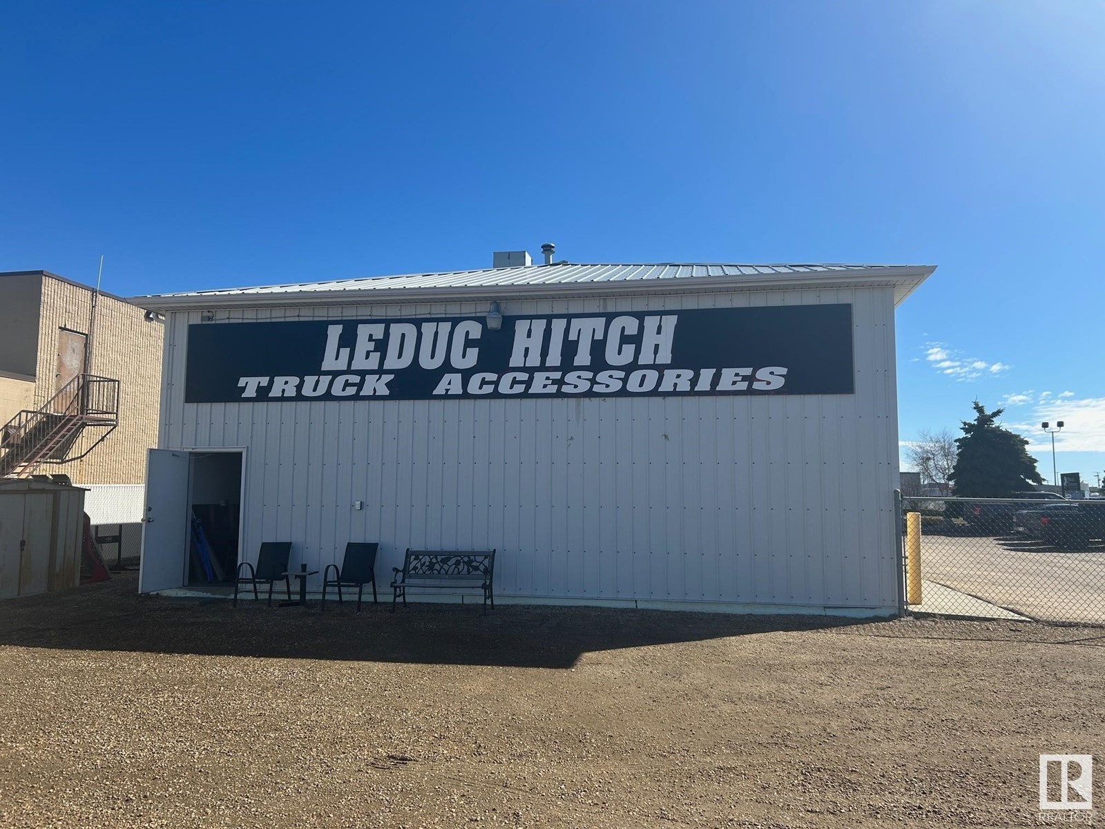 6526 Sparrow Dr, Leduc, Alberta  T9E 6T9 - Photo 2 - E4437020