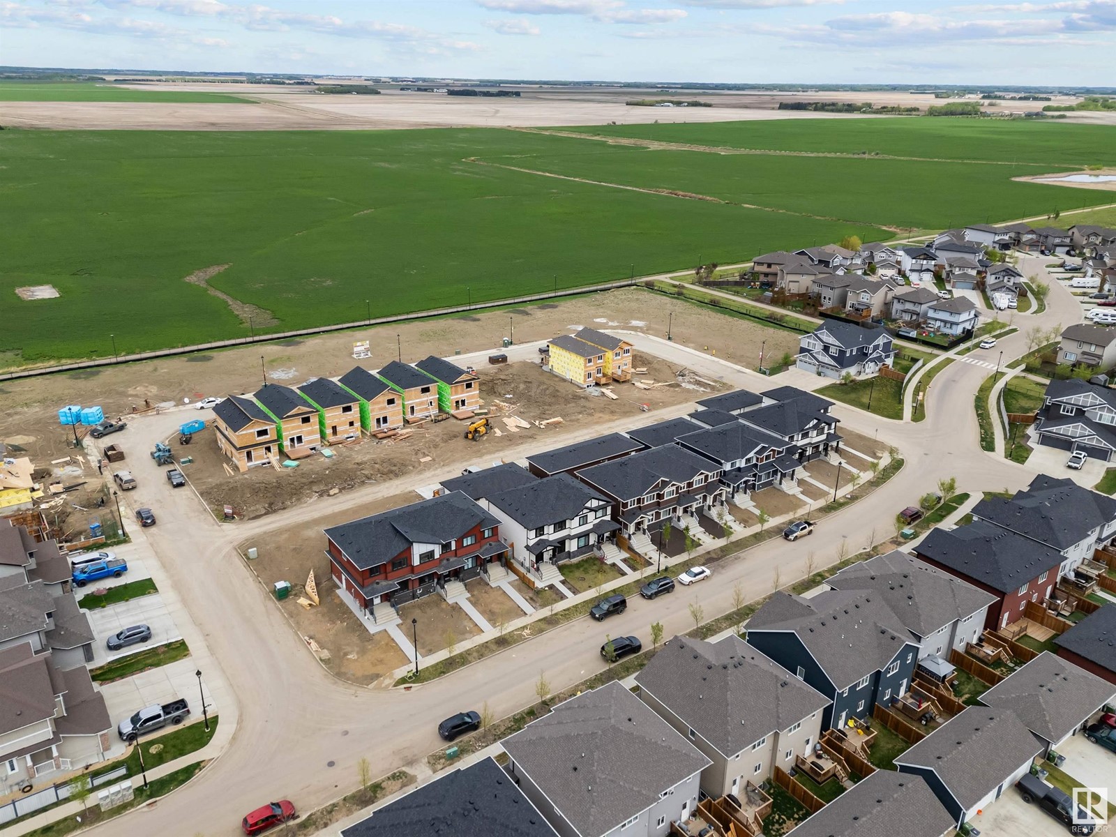 9826 107 AV, Morinville, Alberta