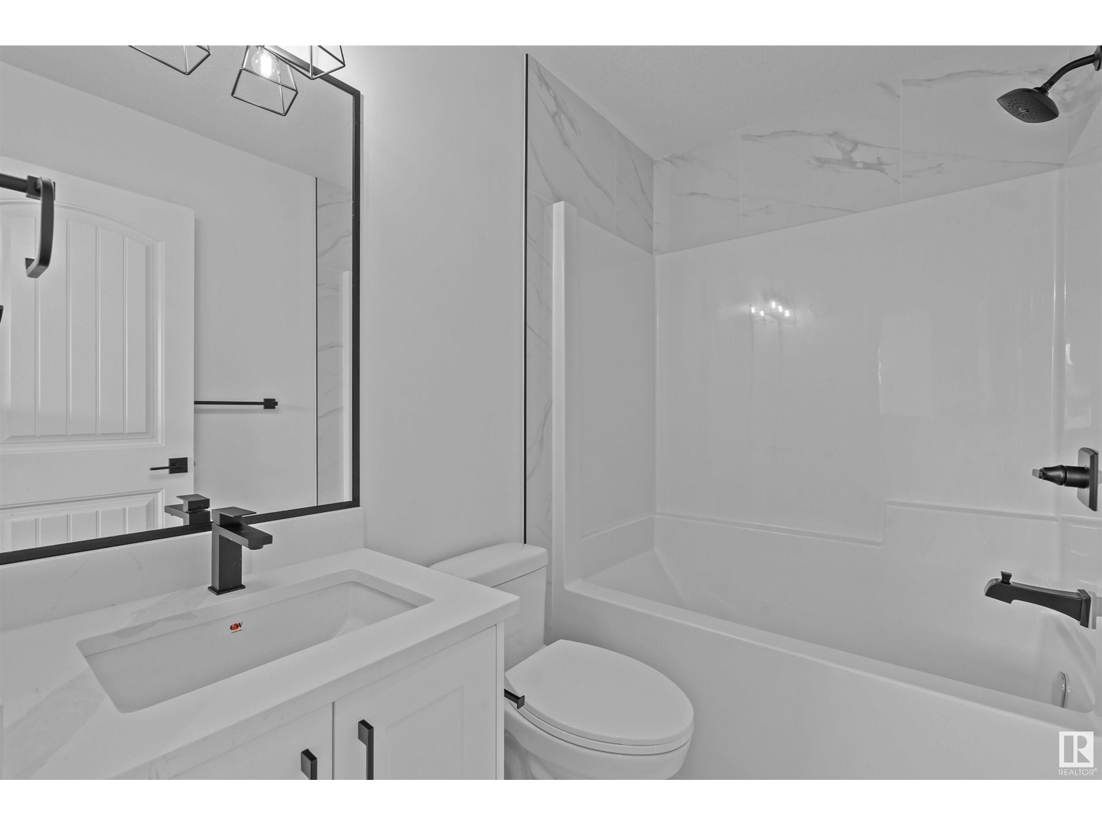 9826 107 Av, Morinville, Alberta  T8R 2P1 - Photo 15 - E4436724