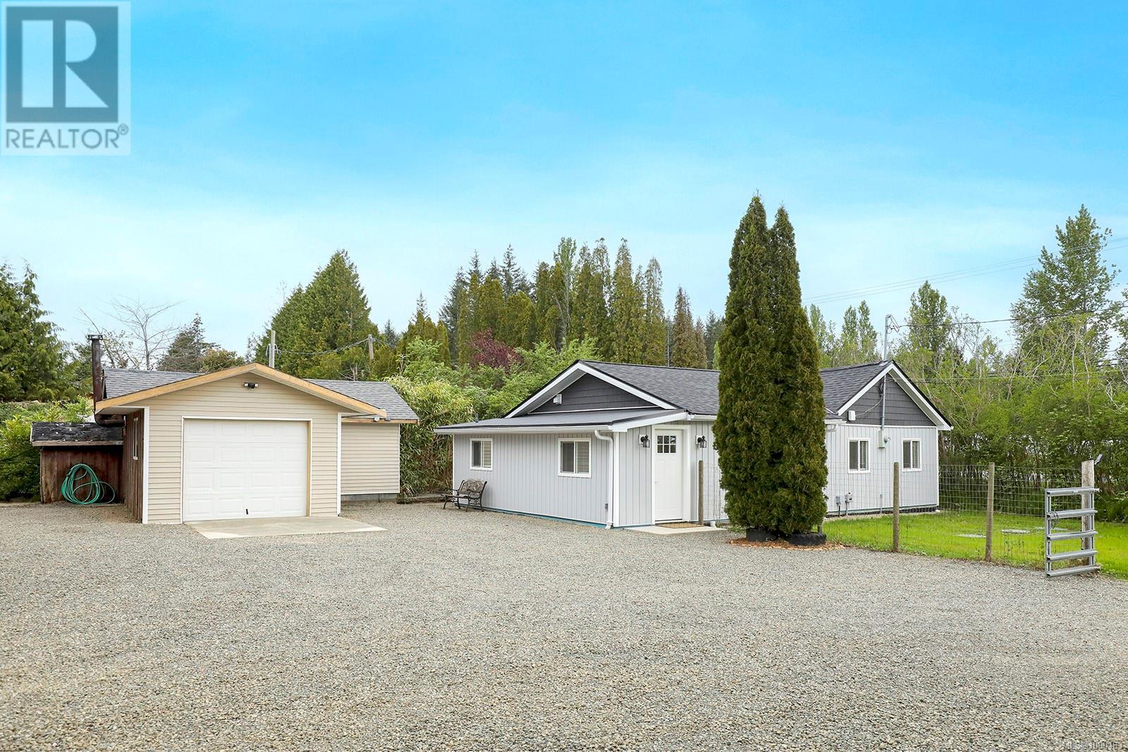 6645 Island Hwy N, Merville, British Columbia