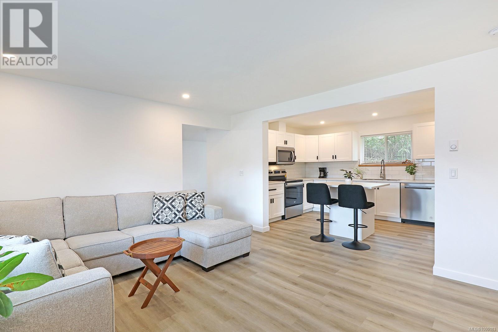 6645 Island Hwy N, Merville, British Columbia  V0R 2M0 - Photo 13 - 1000183