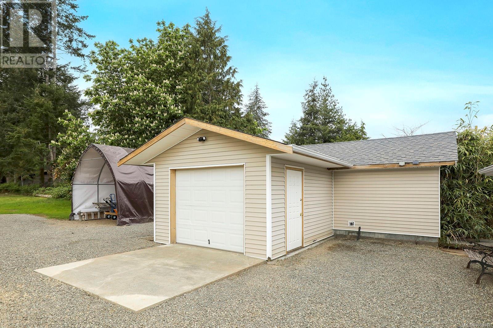6645 Island Hwy N, Merville, British Columbia  V0R 2M0 - Photo 28 - 1000183