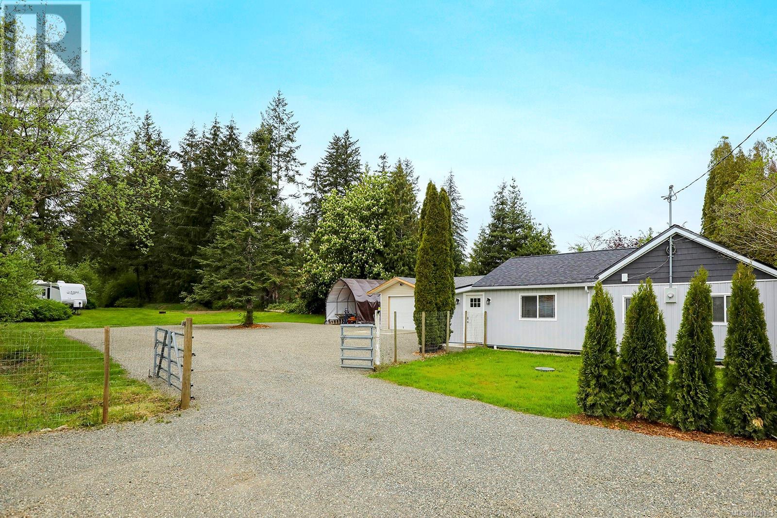 6645 Island Hwy N, Merville, British Columbia  V0R 2M0 - Photo 3 - 1000183