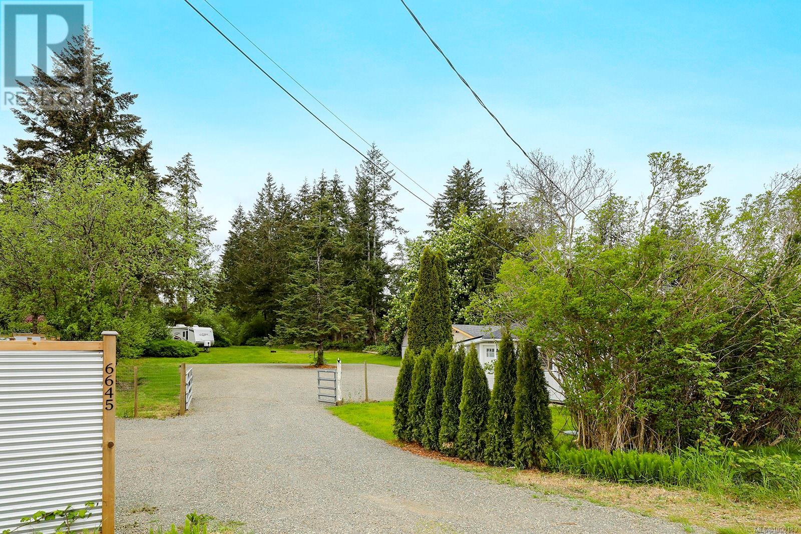 6645 Island Hwy N, Merville, British Columbia  V0R 2M0 - Photo 31 - 1000183