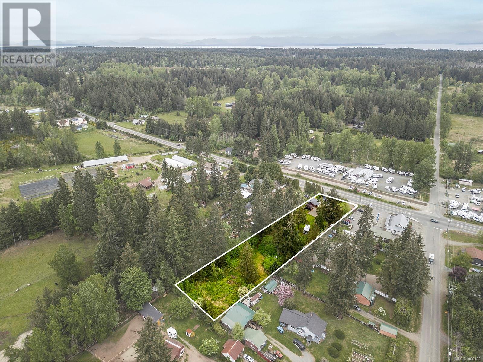 6645 Island Hwy N, Merville, British Columbia  V0R 2M0 - Photo 6 - 1000183