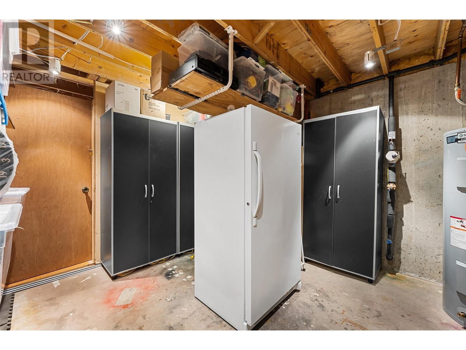 2165 Paly Road, Kelowna, British Columbia  V1V 2B9 - Photo 48 - 10348204