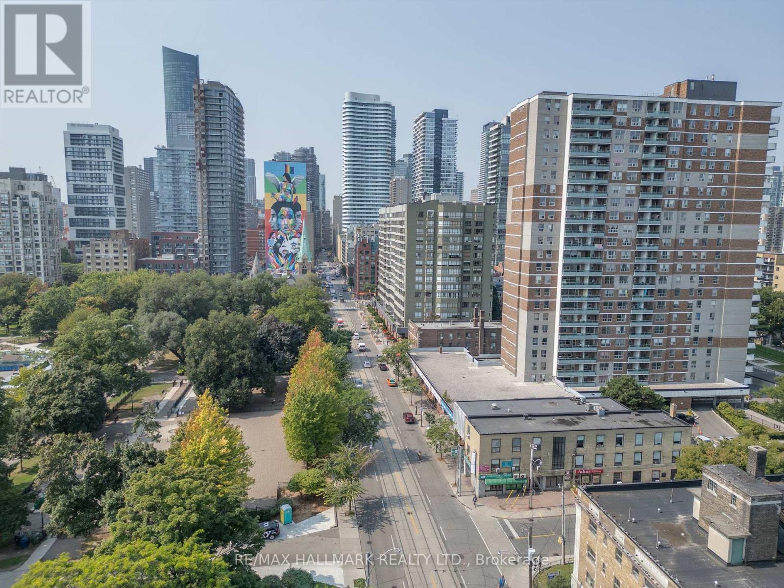 152 Carlton Street, Toronto, Ontario  M5A 2K1 - Photo 4 - C12155445