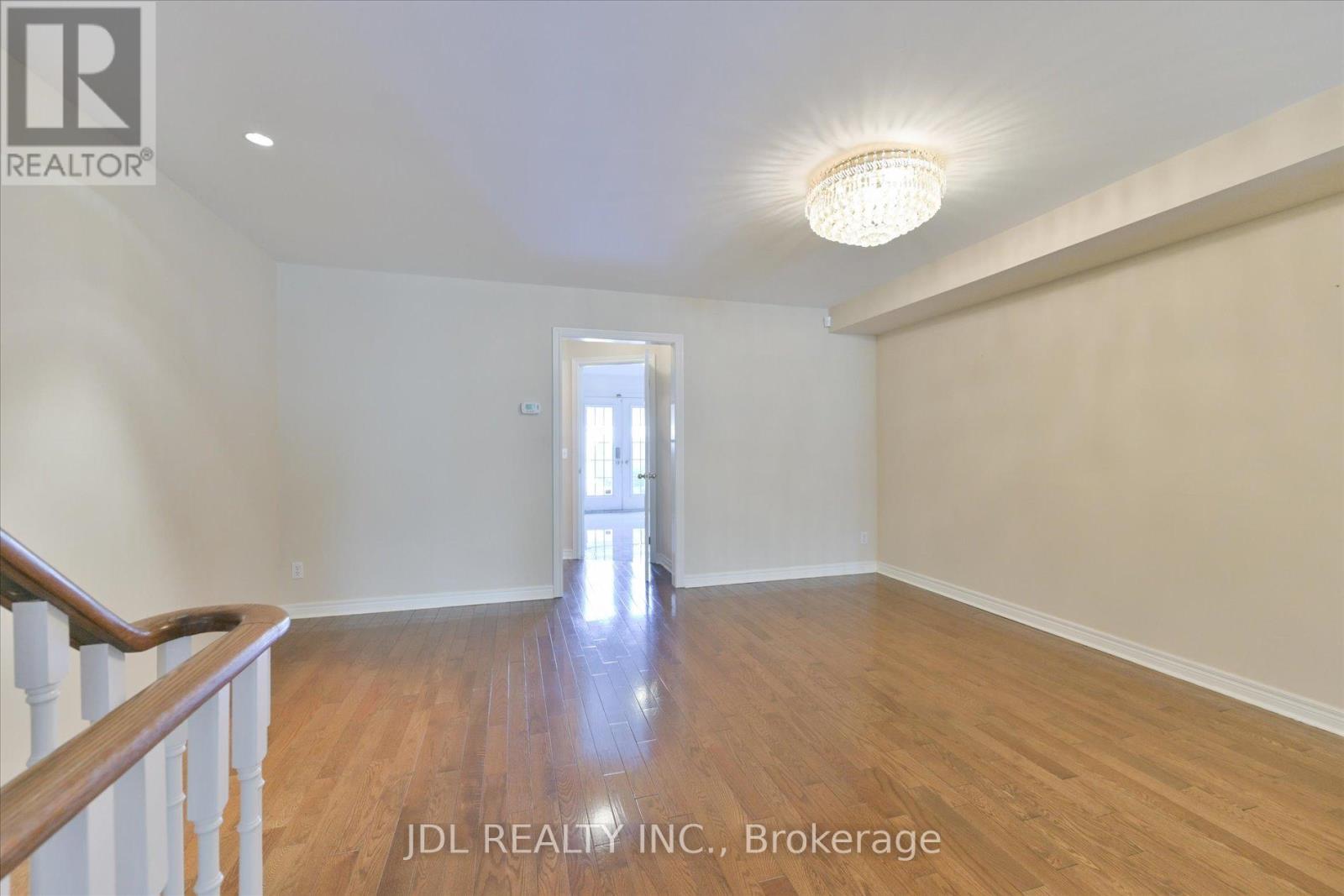 I - 3036 Bayview Avenue, Toronto, Ontario  M2N 5L2 - Photo 9 - C12155476
