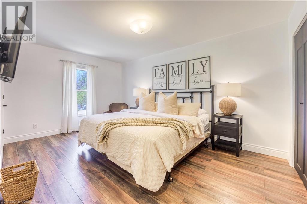 Photo 23 of 50 for 72840 Archambault Street