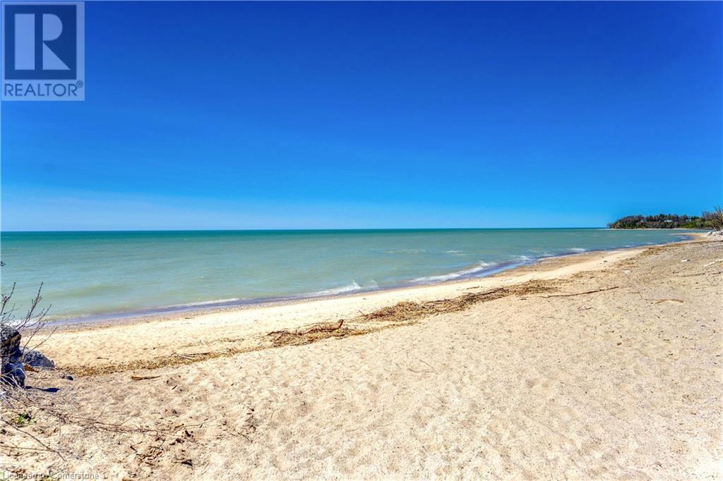 Photo 43 of 50 for 72840 Archambault Street