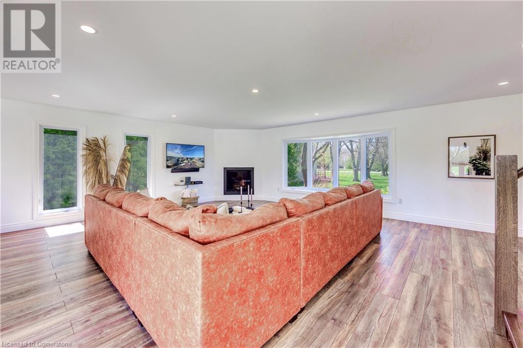 Photo 9 of 50 for 72840 Archambault Street