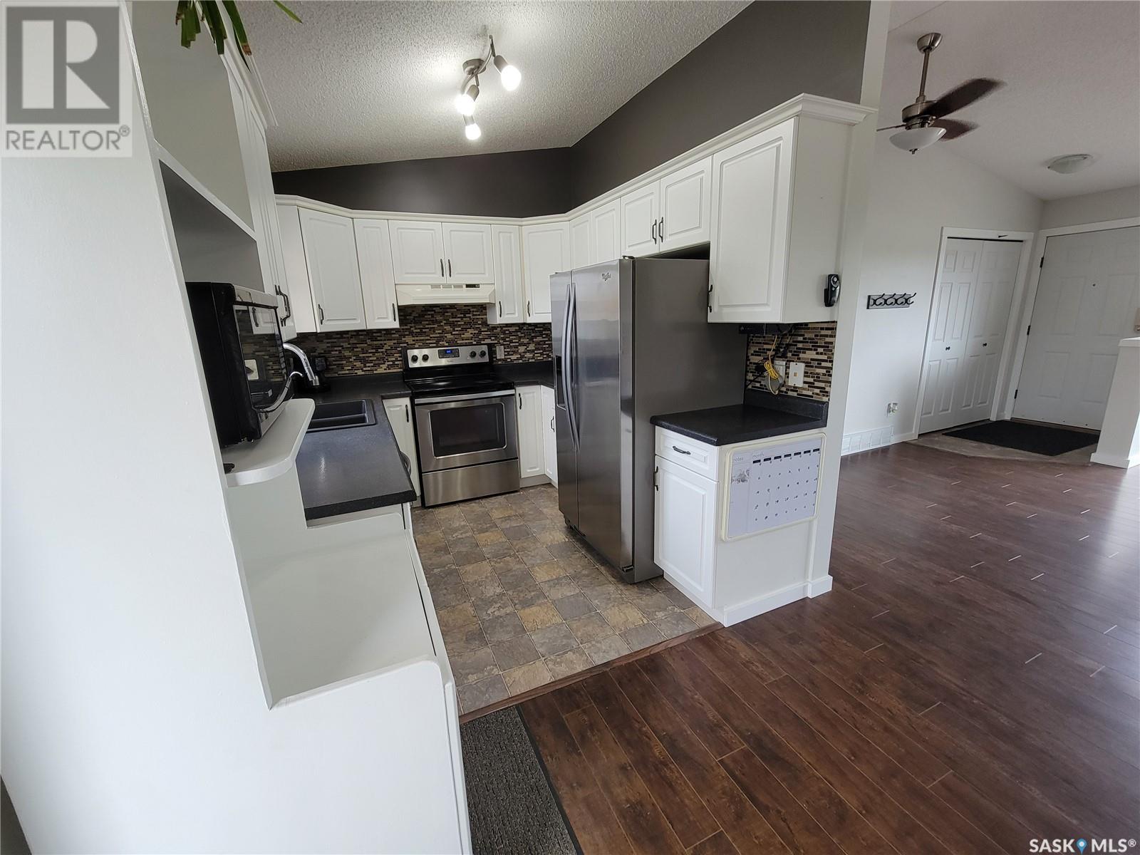272 5th Avenue W, Unity, Saskatchewan  S0K 4L0 - Photo 4 - SK006217