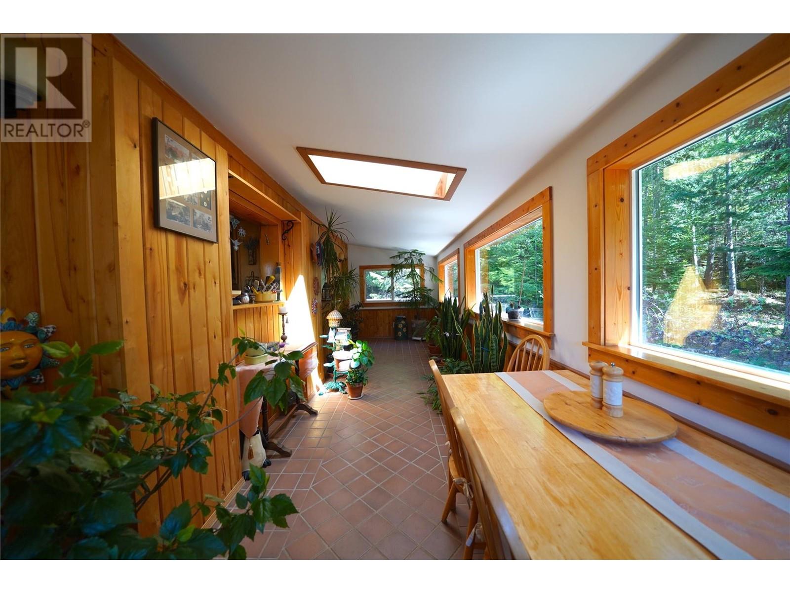 425 Alexander Road, Procter, BC V1L0B5
