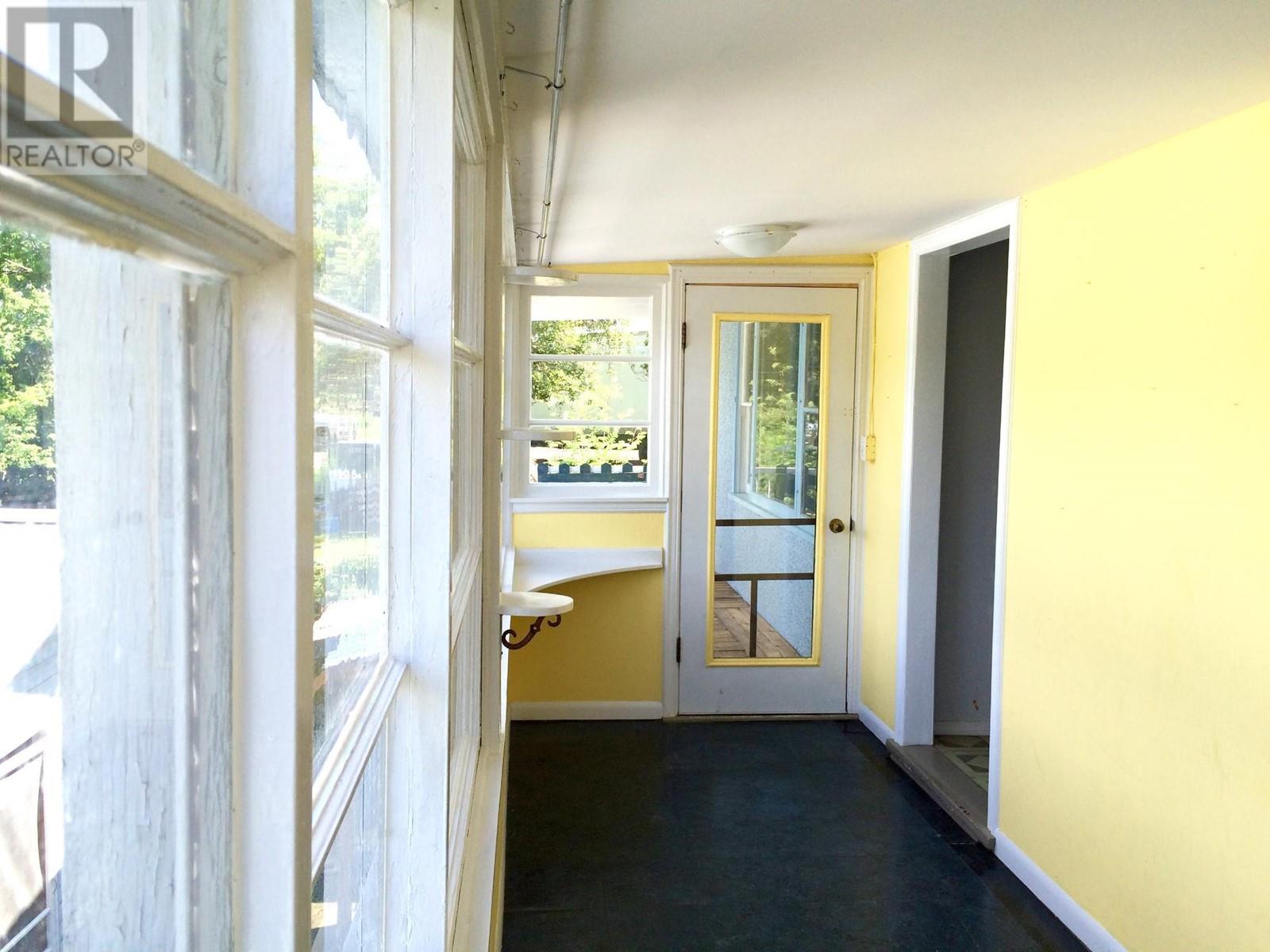 311 Gore Street, Nelson, BC V1L5B8