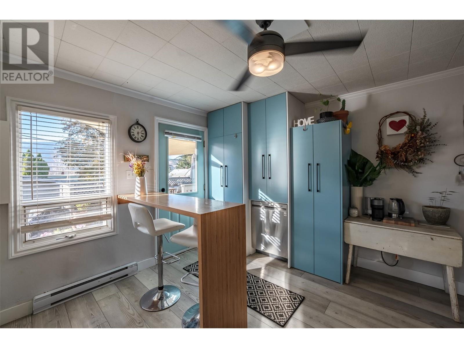 Property at 365 Townley Street image 5