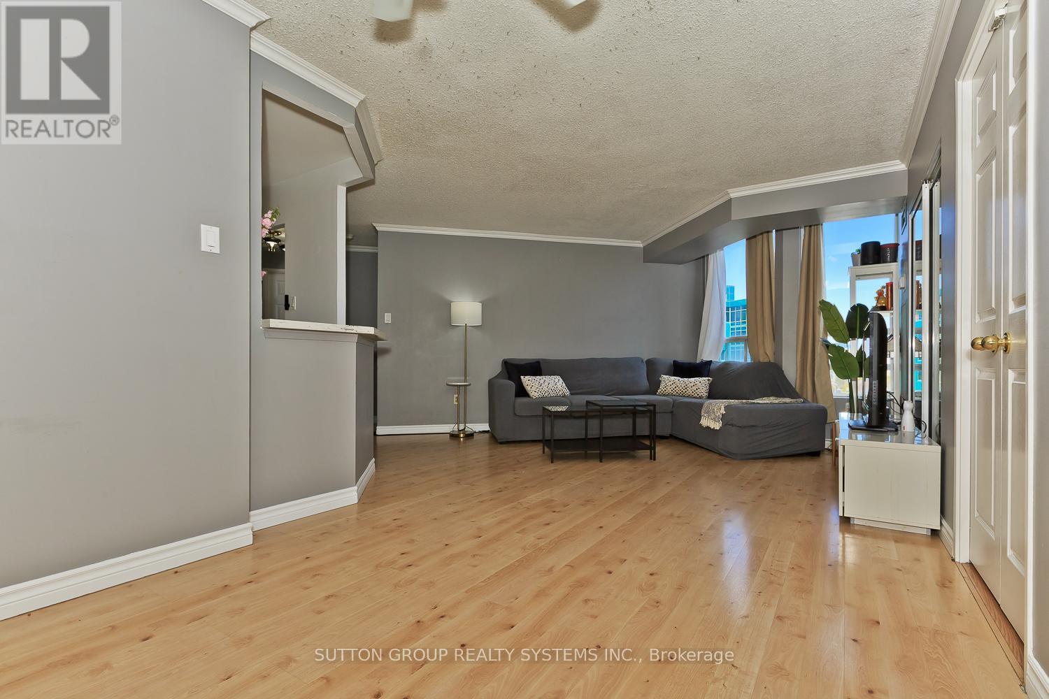 910 - 50 Kingsbridge Garden Circle, Mississauga, Ontario  L5R 1Y2 - Photo 14 - W12155471