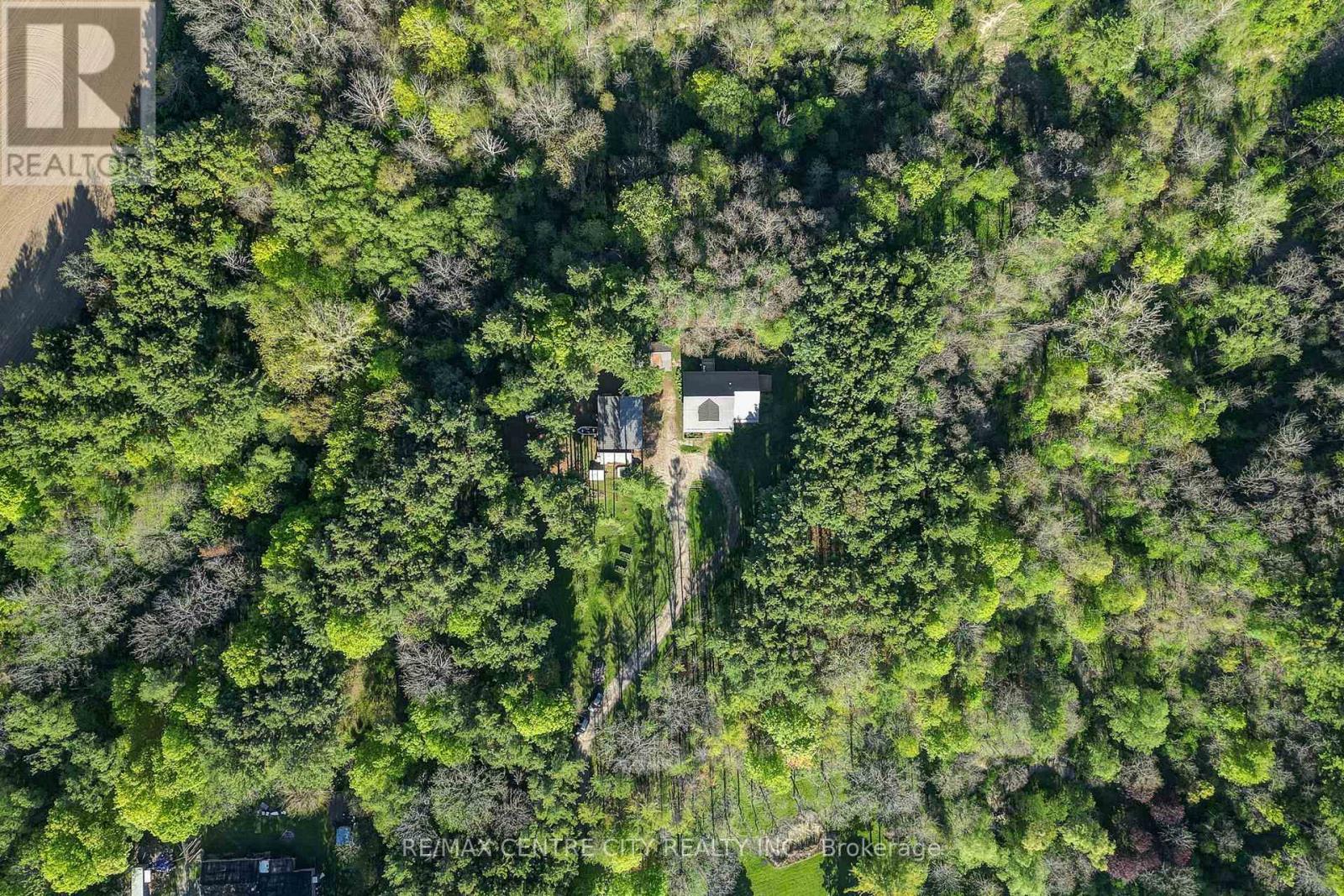 35035 Lake Line, Southwold, Ontario  N5L 1J1 - Photo 3 - X12155490