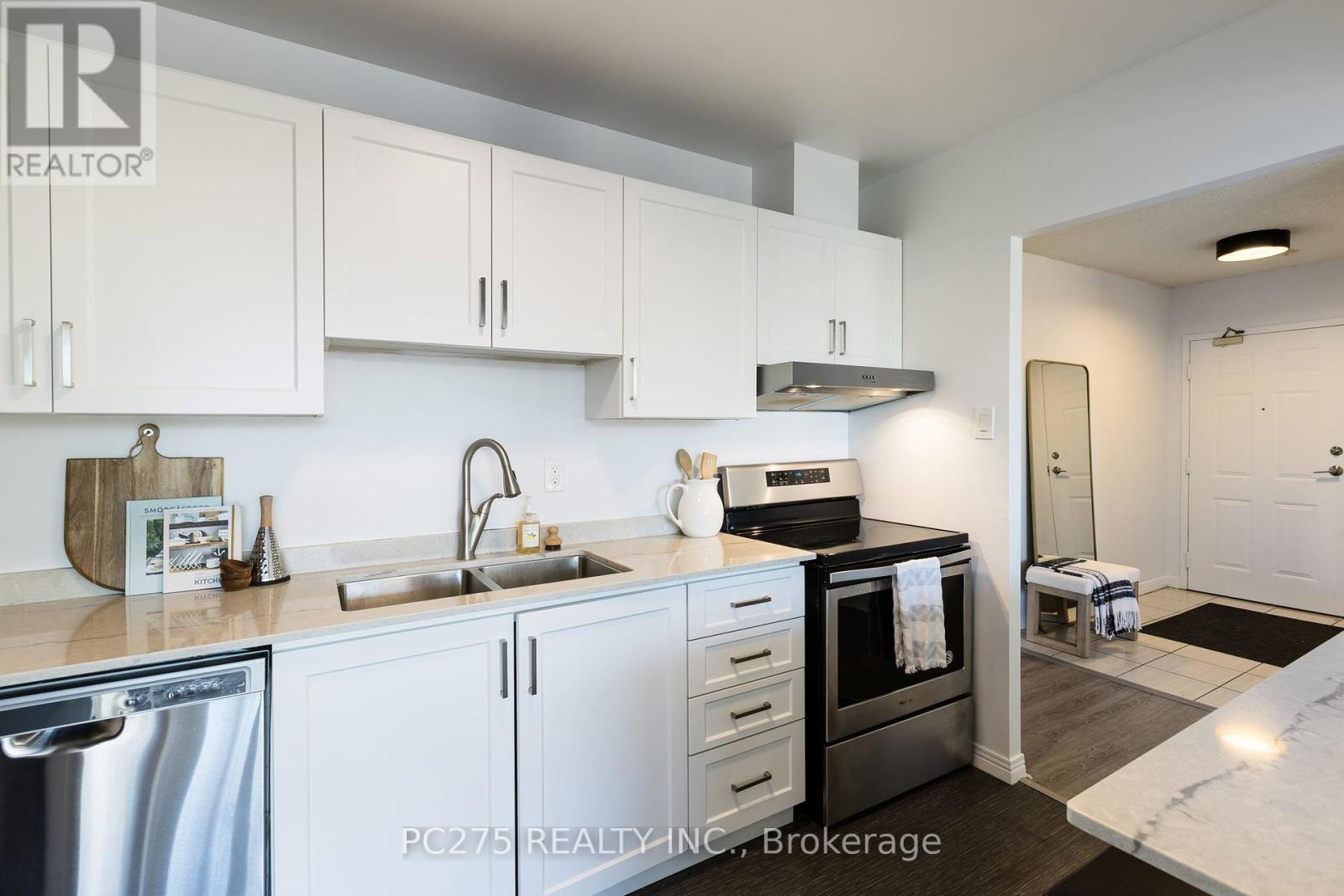 407 - 549 Ridout Street N, London East (East F), Ontario  N6A 5N5 - Photo 14 - X12155532