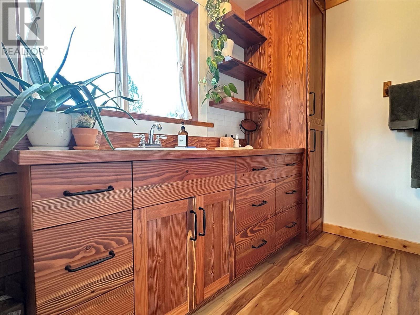 1115 BOMBINI Road, Greenwood, BC V0H1J0