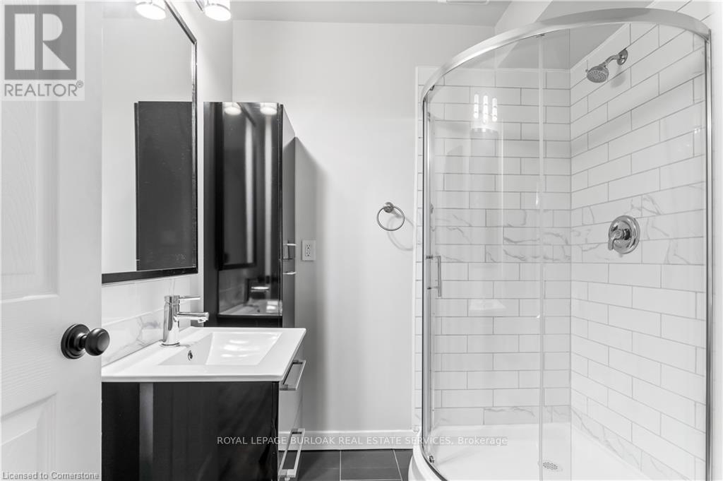 1710 Concession 2 Road W, Hamilton, Ontario  L0R 2B0 - Photo 20 - X12155440
