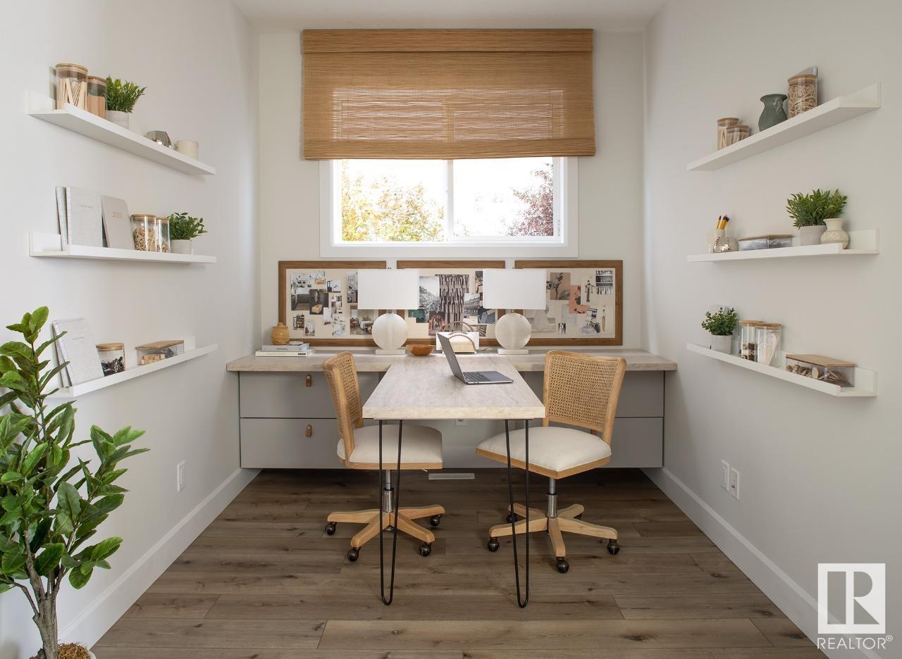 Property at 7113 51 AV image 3