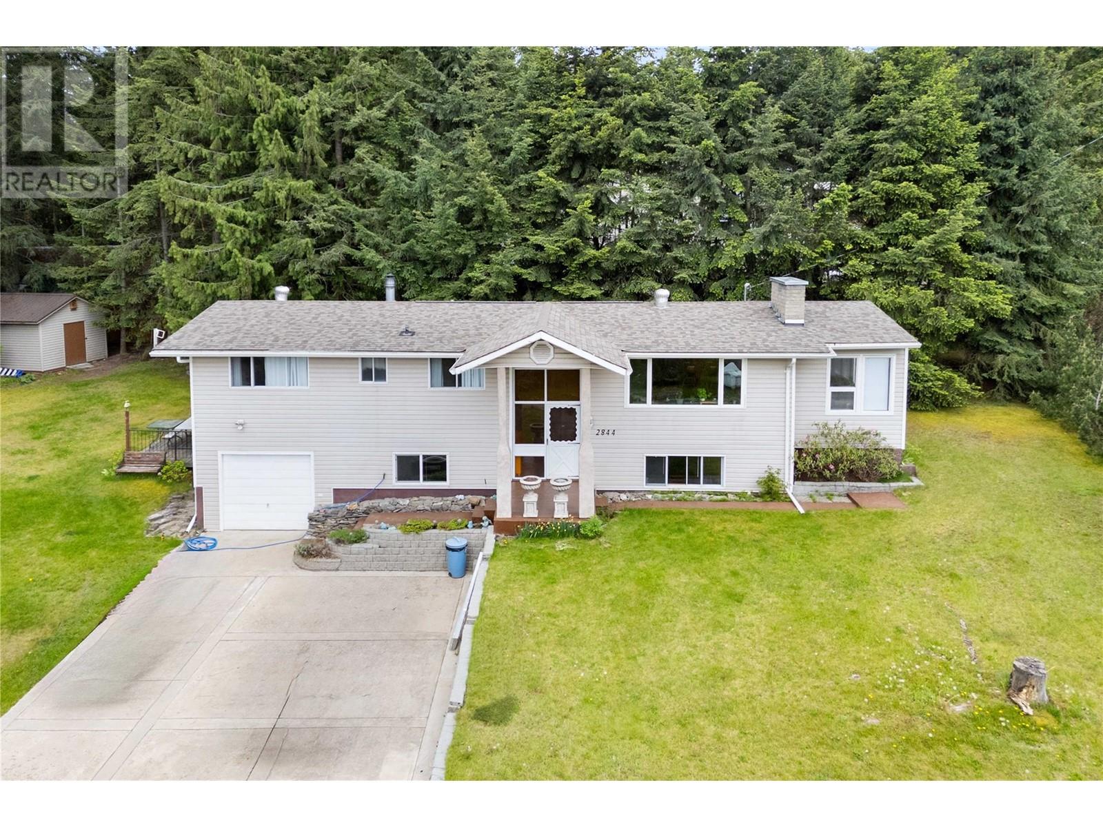 2844 Marine Drive, blind bay, British Columbia