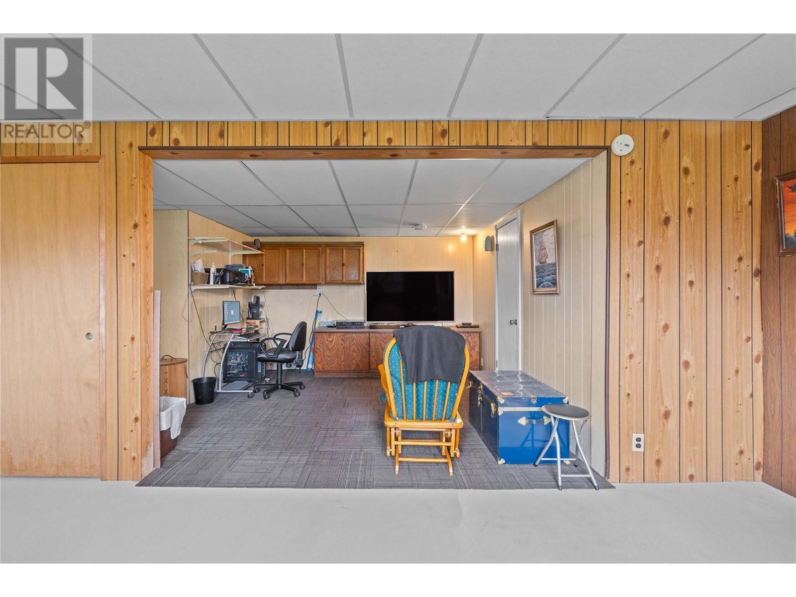 2844 Marine Drive, Blind Bay, BC V0E1H1