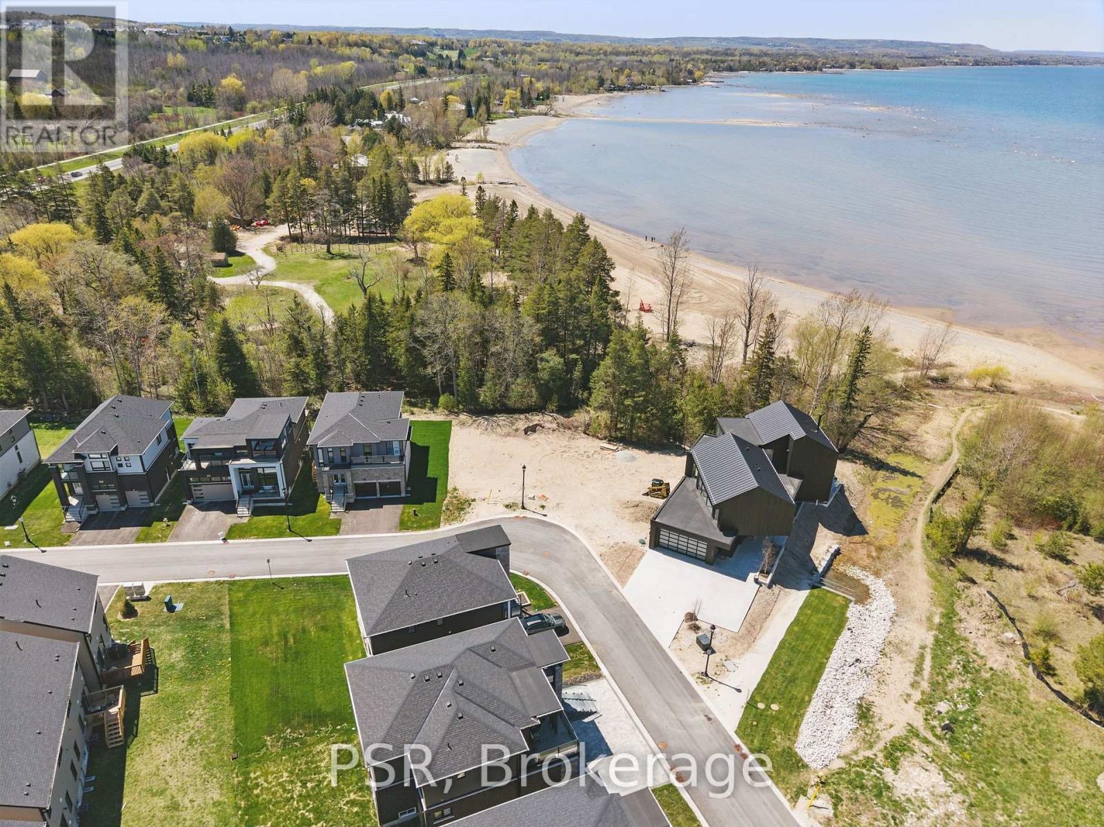 118 Sebastian Street, Blue Mountains, Ontario  N0H 1J0 - Photo 15 - X12155558