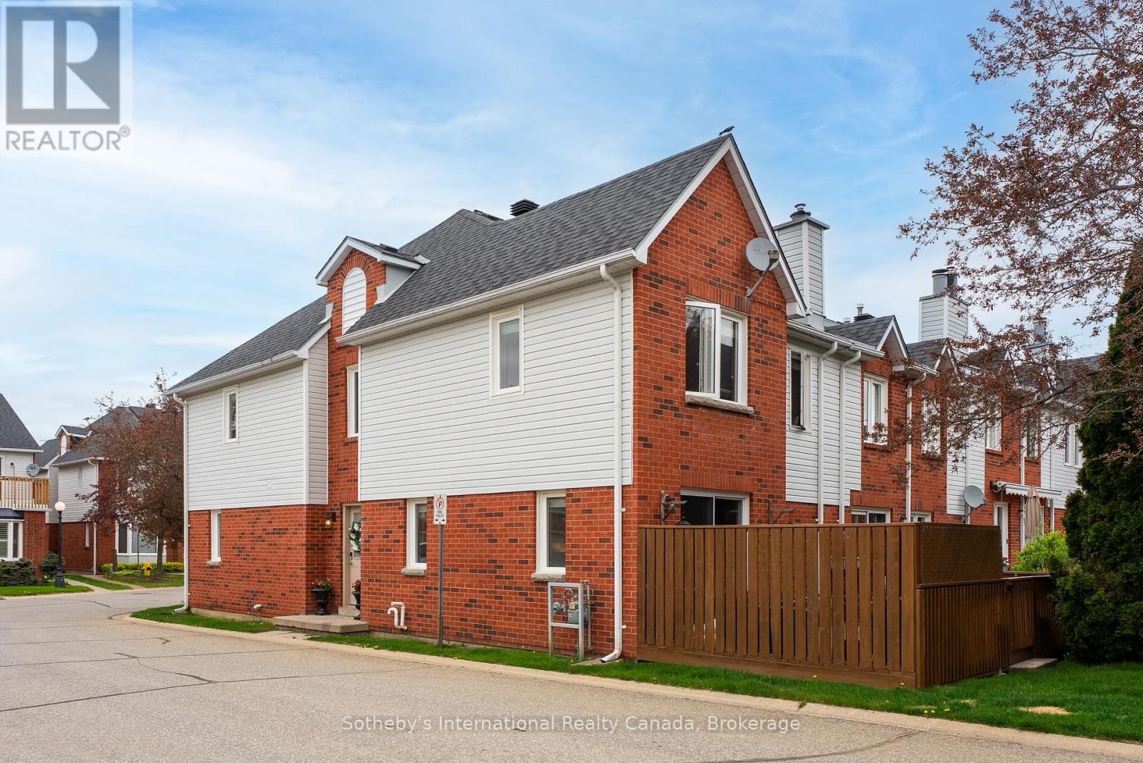 66 - 50 Shoreline Drive, Bracebridge (Macaulay), Ontario  P1L 1Z4 - Photo 33 - X12155570