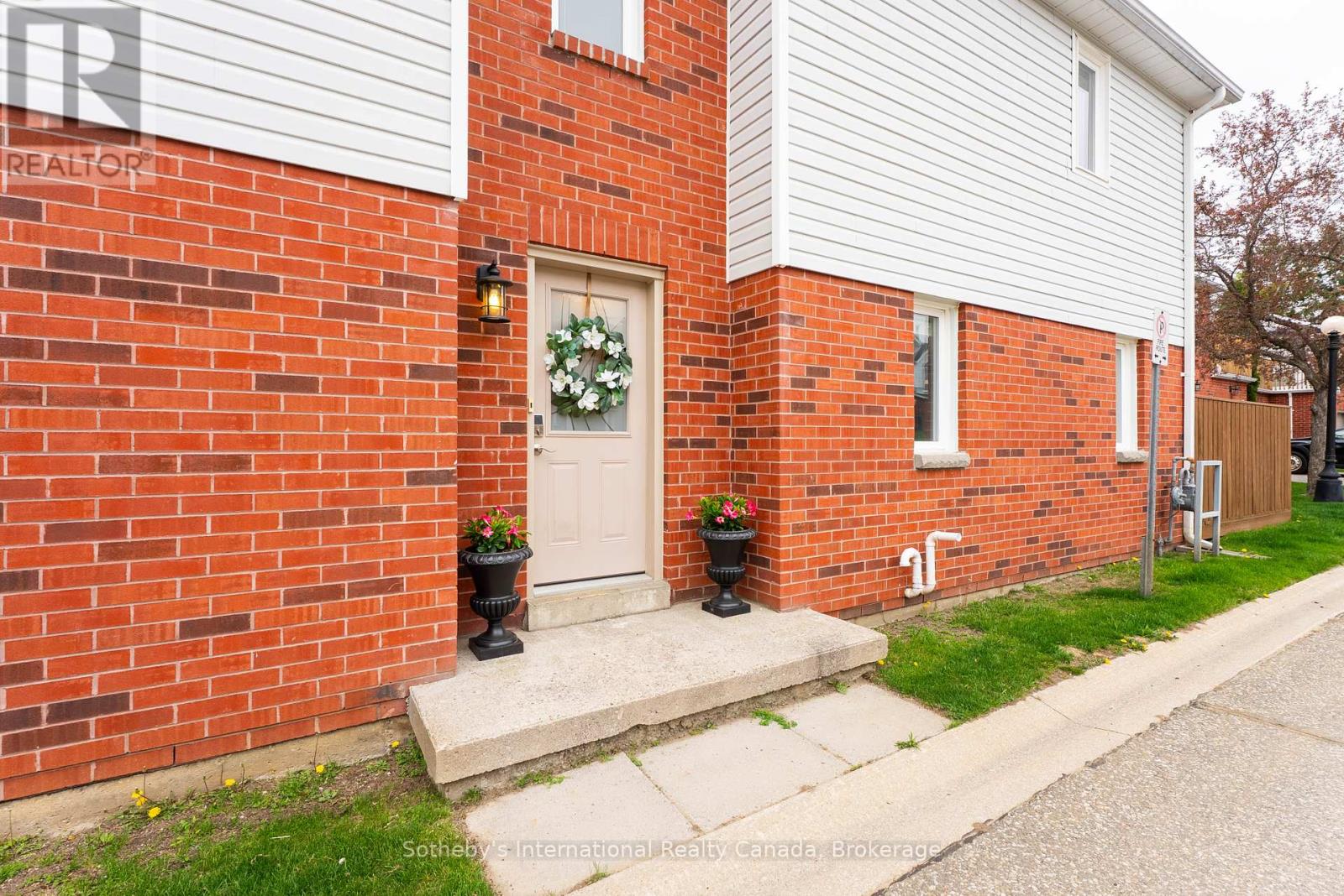 66 - 50 Shoreline Drive, Bracebridge (Macaulay), Ontario  P1L 1Z4 - Photo 5 - X12155570