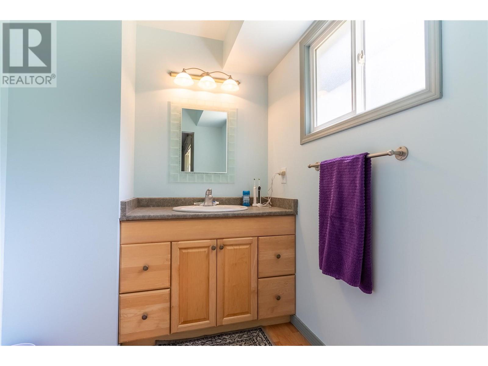 5121 Crawford Place, Kamloops, British Columbia  V2C 5Z8 - Photo 17 - 10348259