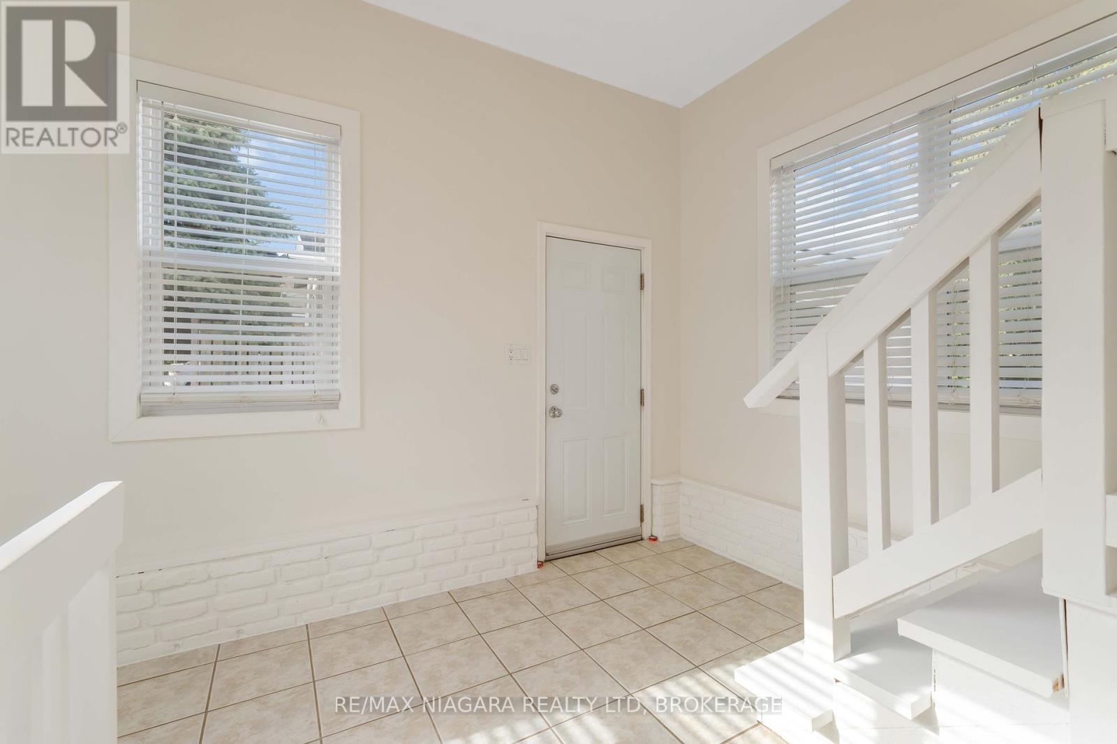 543 Vine Street, St. Catharines, Ontario  L2M 3T5 - Photo 29 - X12155542