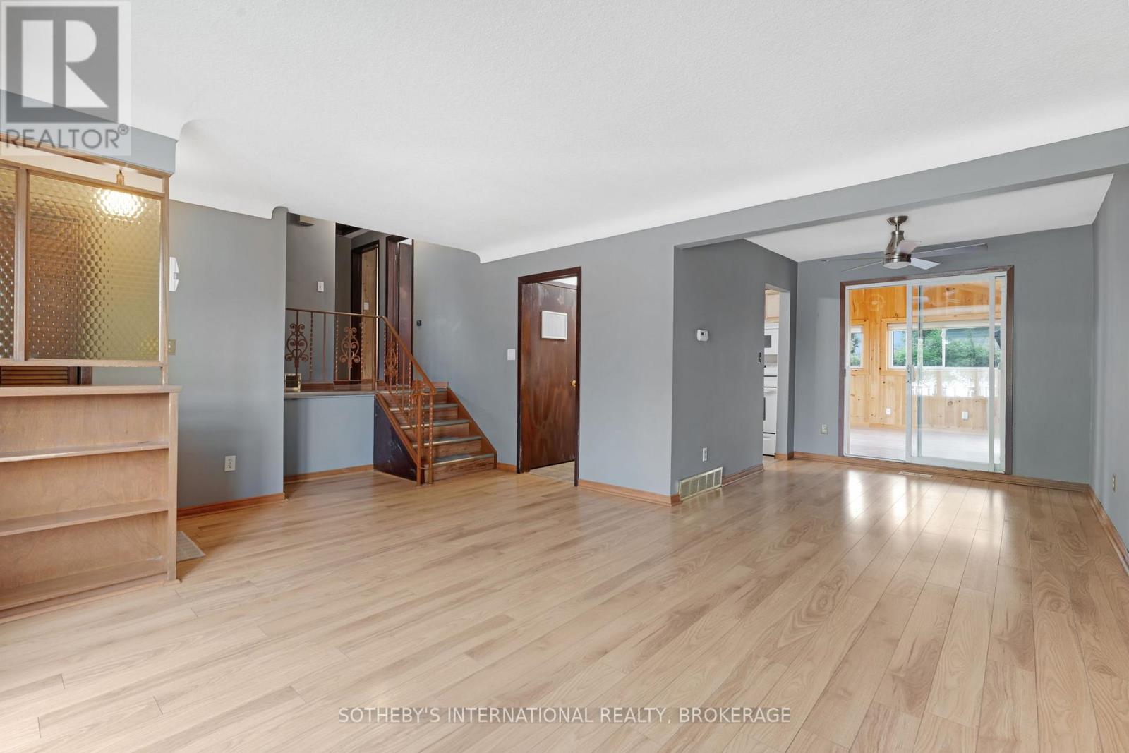 4 Huntley Crescent, St. Catharines, Ontario  L2M 6E5 - Photo 5 - X12155557