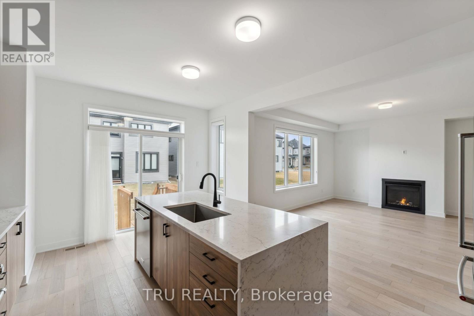 815 Snap Hook Crescent, Ottawa, Ontario  K2J 6H1 - Photo 15 - X12155564