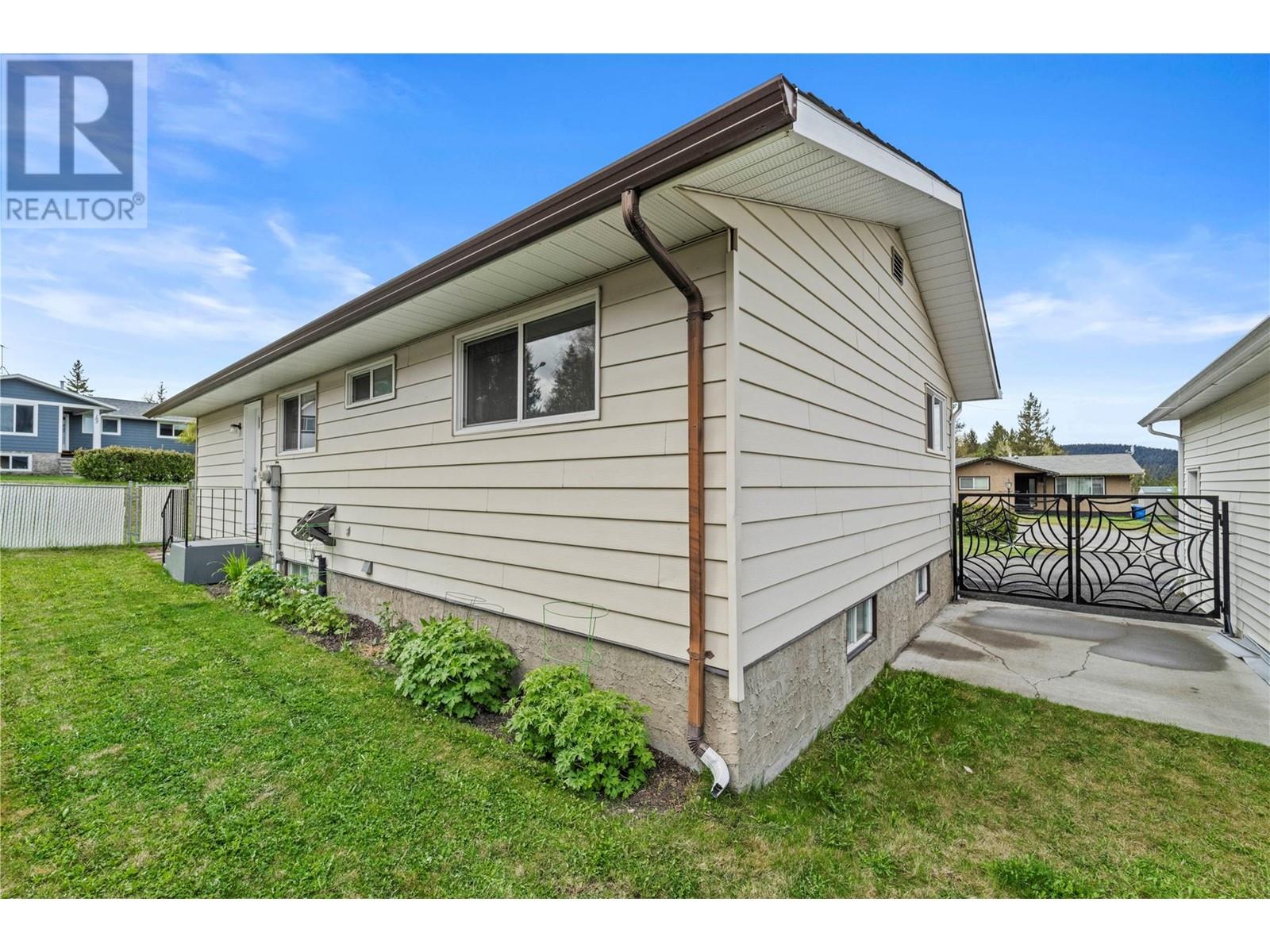 175 Ponderosa Avenue, Logan Lake, British Columbia  V0K 1W0 - Photo 38 - 10348160