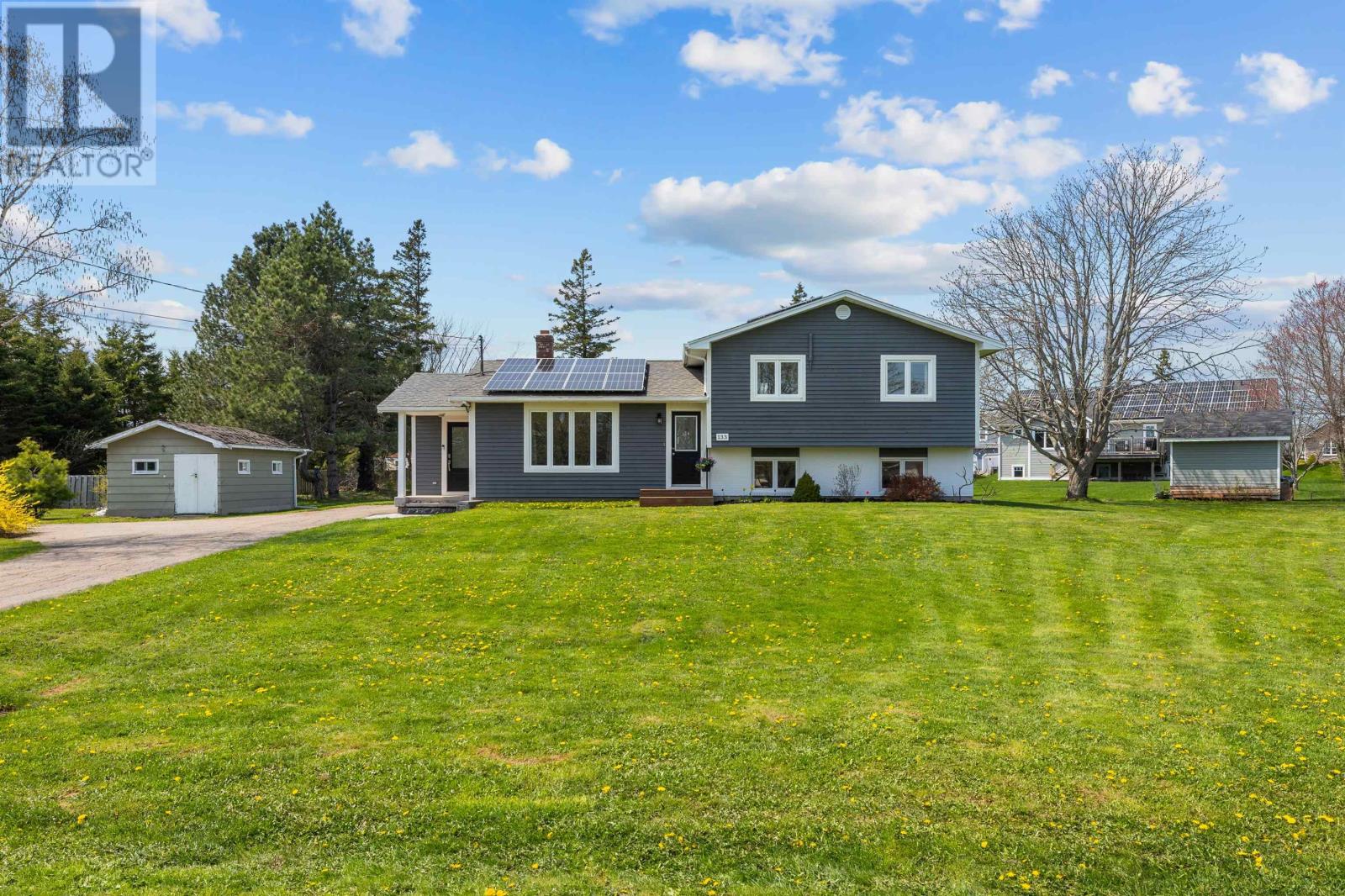 133 Belgrave Drive, Charlottetown, Prince Edward Island  C1E 1Z2 - Photo 2 - 202511383