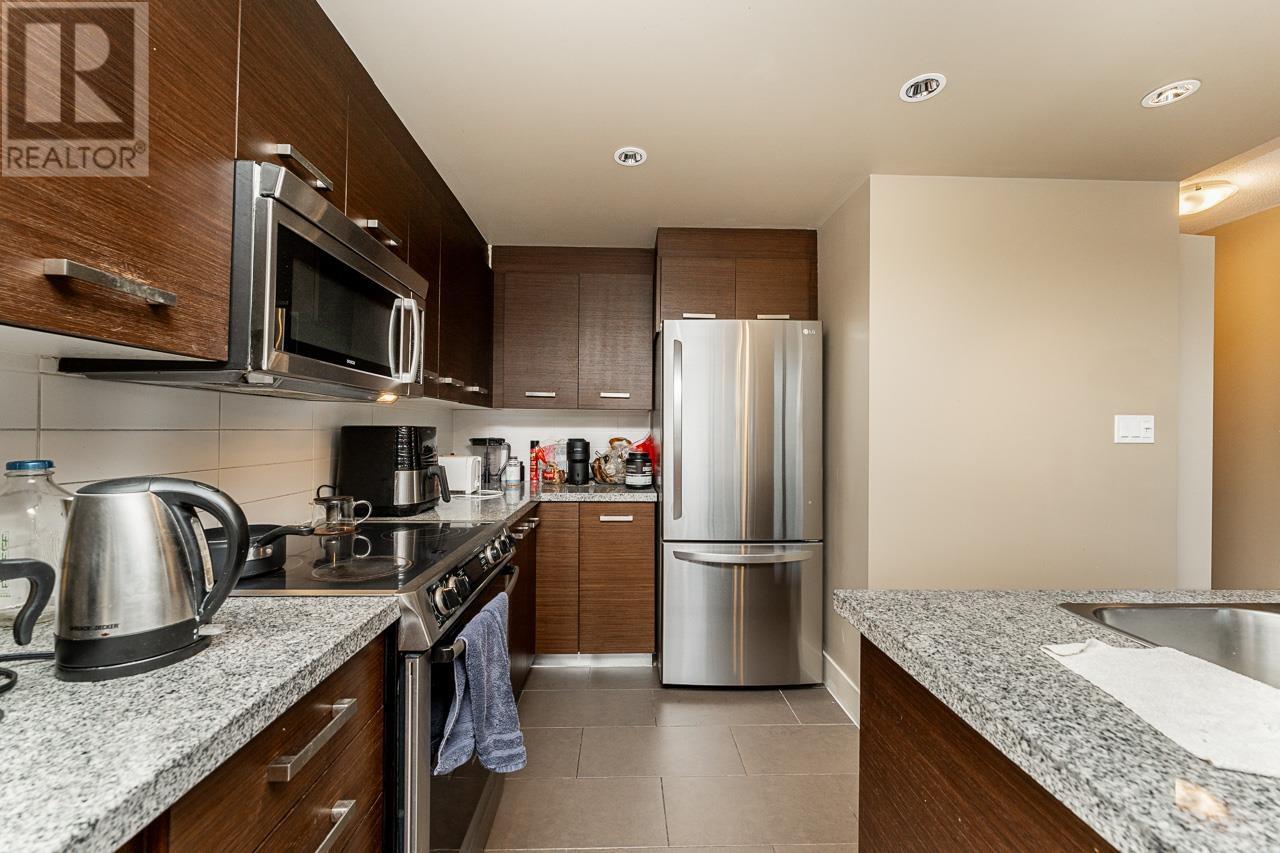1201 2959 Glen Drive, Coquitlam, British Columbia  V3B 0B8 - Photo 5 - R2990391
