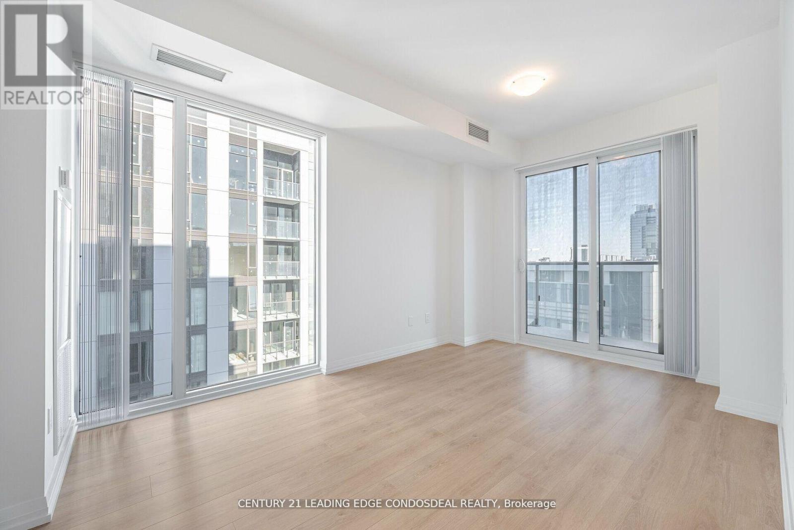 Lph5 - 8 Widmer Street, Toronto, Ontario  M5V 0W6 - Photo 13 - C12155493