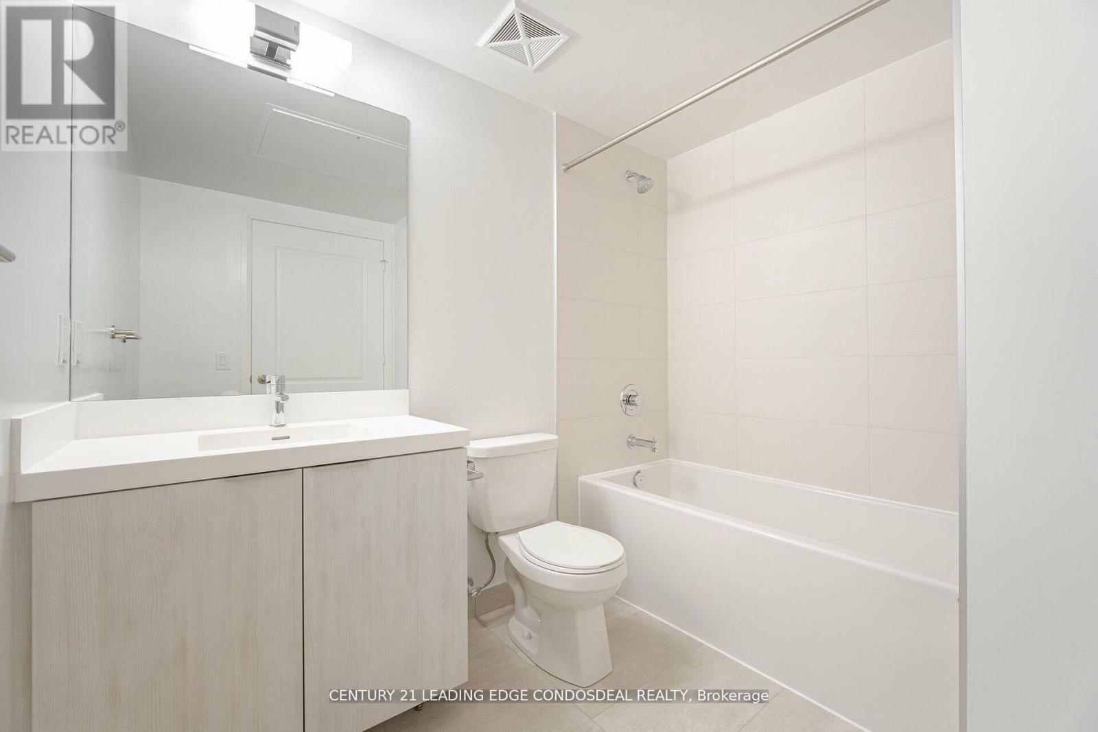 Lph5 - 8 Widmer Street, Toronto, Ontario  M5V 0W6 - Photo 28 - C12155493