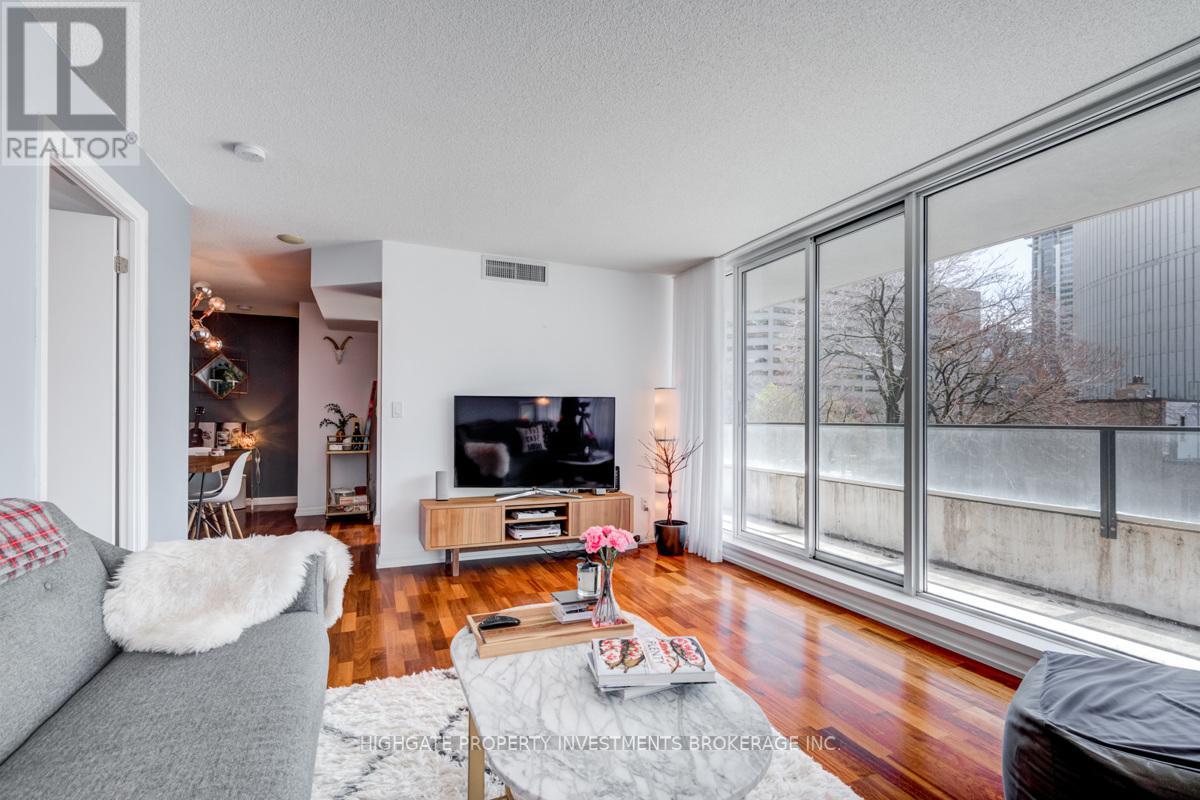 511 - 111 Elizabeth Street, Toronto, Ontario  M5G 1P7 - Photo 10 - C12155507