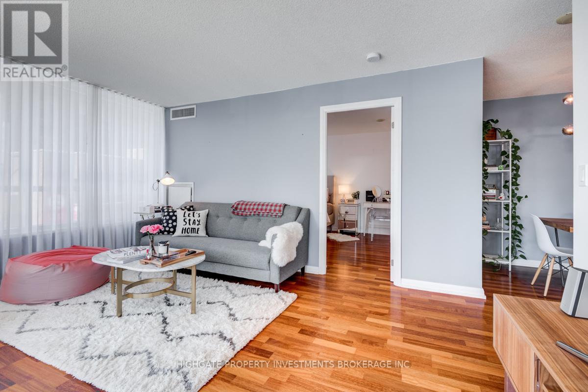 511 - 111 Elizabeth Street, Toronto, Ontario  M5G 1P7 - Photo 12 - C12155507