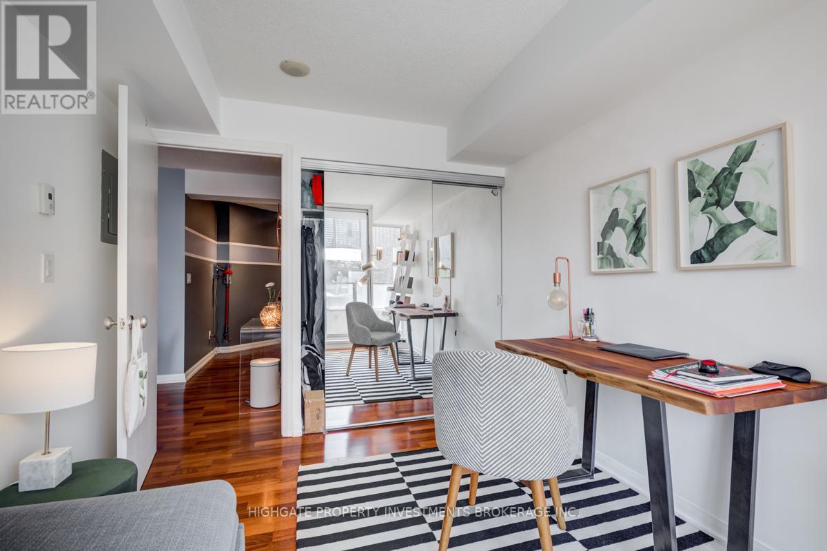 511 - 111 Elizabeth Street, Toronto, Ontario  M5G 1P7 - Photo 14 - C12155507