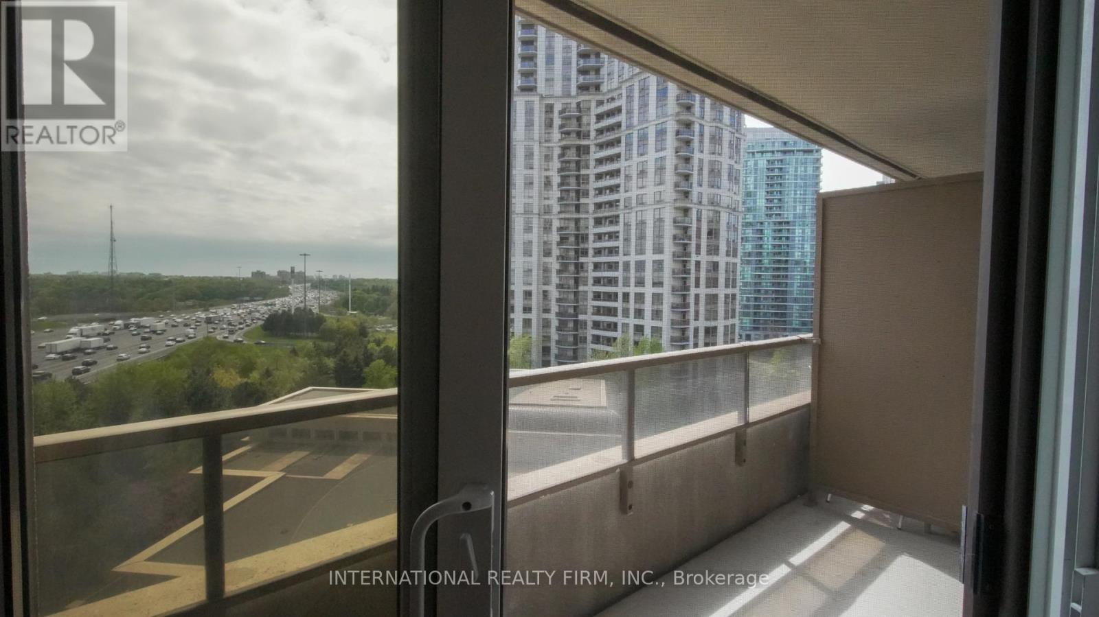 924 - 80 Harrison Garden Boulevard, Toronto, Ontario  M2N 7E3 - Photo 3 - C12155556