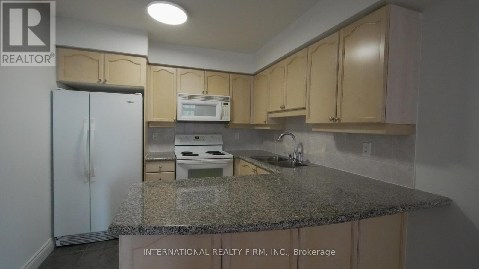 924 - 80 Harrison Garden Boulevard, Toronto, Ontario  M2N 7E3 - Photo 7 - C12155556