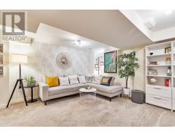 43 SEVEN OAKS STREET, Whitby, Ontario