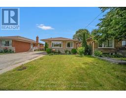 90 DEANVAR AVENUE, Toronto, Ontario