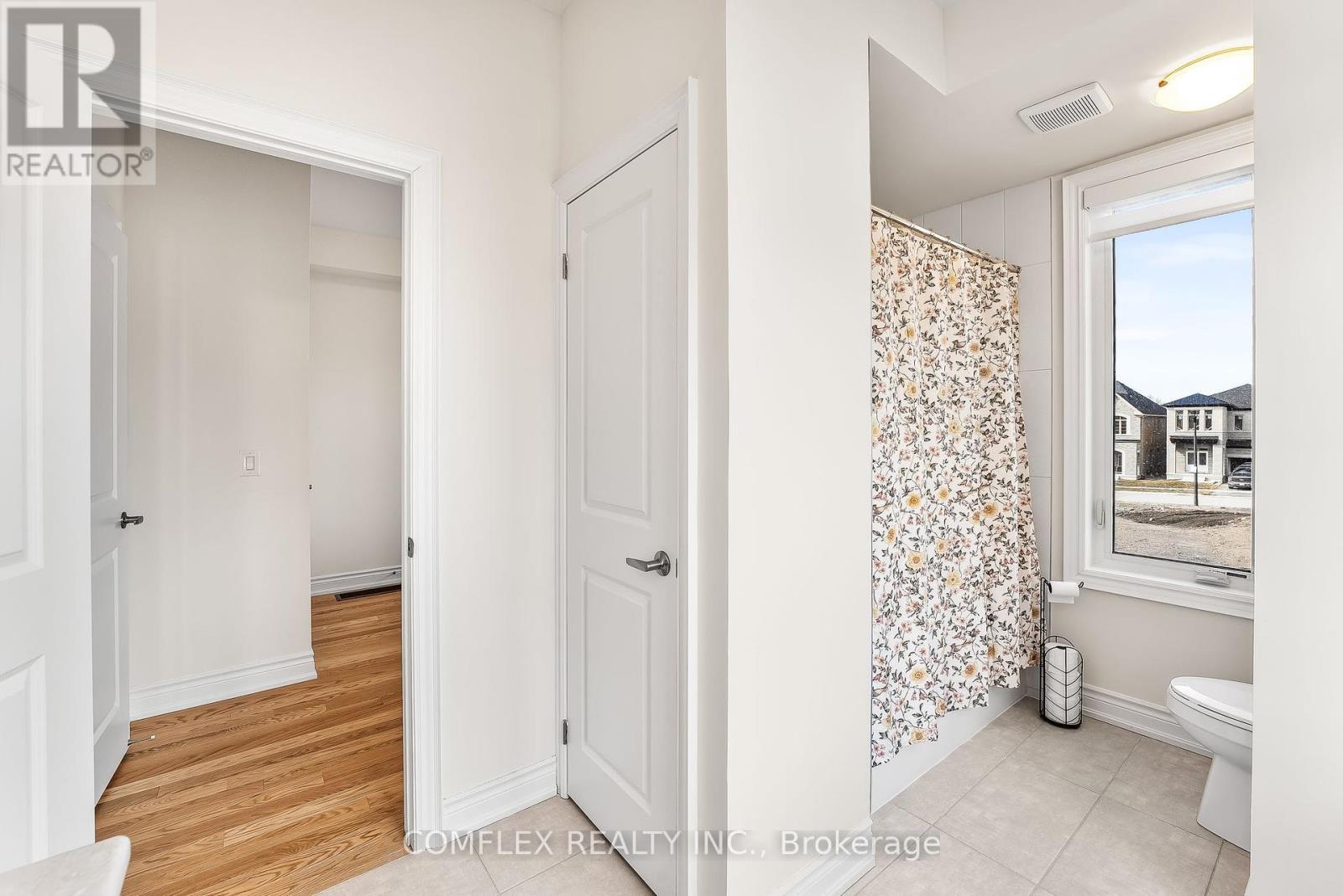 2832 Tippett Mews, Pickering, Ontario  L1X 0R6 - Photo 11 - E12155567