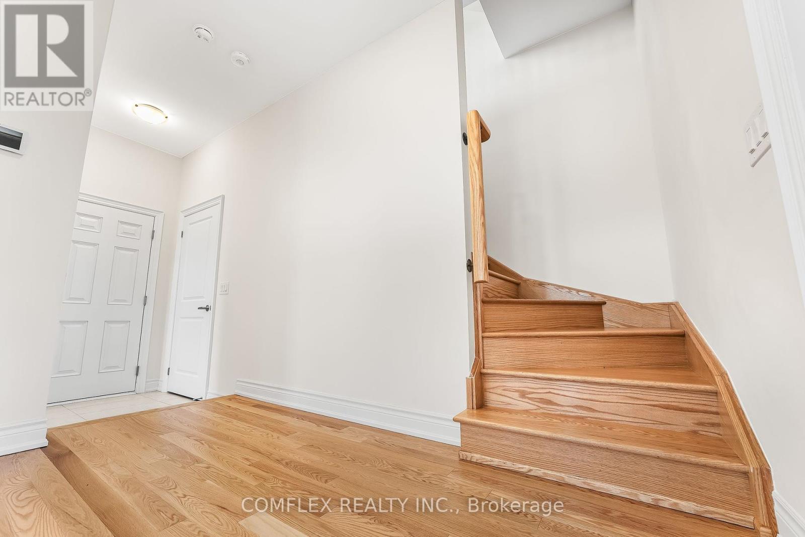 2832 Tippett Mews, Pickering, Ontario  L1X 0R6 - Photo 14 - E12155567